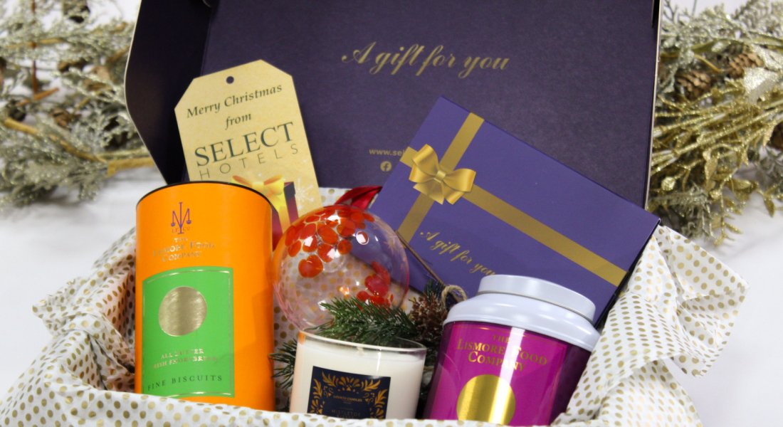 Christmas Gift Box & €500 Voucher